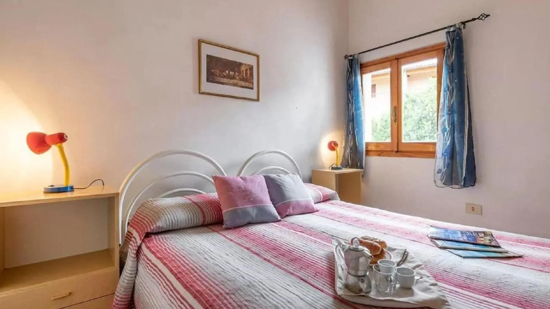 Apartment In Villa With Veranda And Garden Ольбия 0*,  Италия